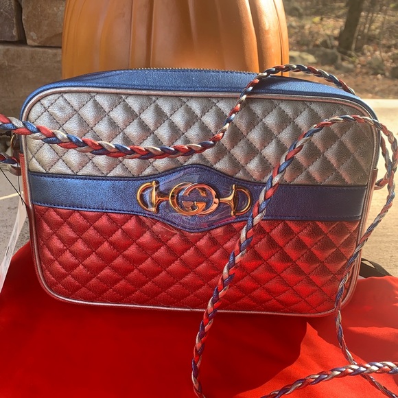 Gucci Handbags - ⛔️SOLD⛔️Authentic GUCCI METALLIC QUILTED LEATHER